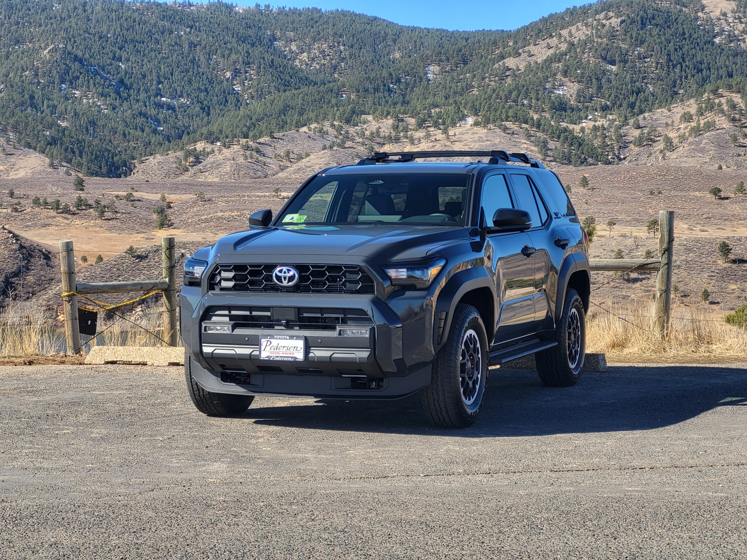 4Runner around reservoir